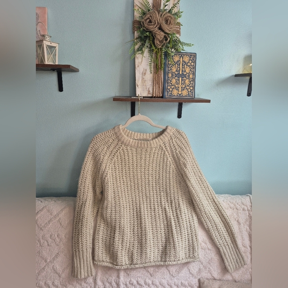 Cloth Knit Sweater - Picture 2 of 6